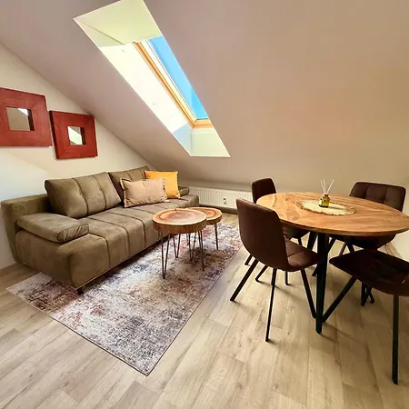 Duplex In Center - Amazing Views! 公寓 *