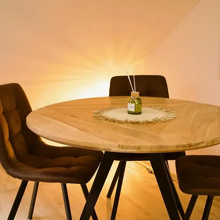 Duplex In Center - Amazing Views! 公寓 *