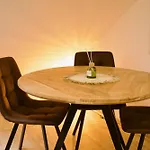 Duplex In Center - Amazing Views! Appartamento *